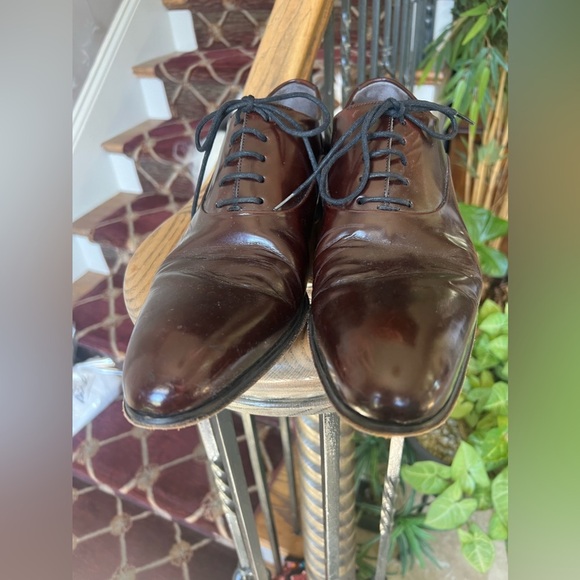 LODING men’s size 10, Oxford, Burgundy, Brown color, excellent condition - Picture 14 of 15